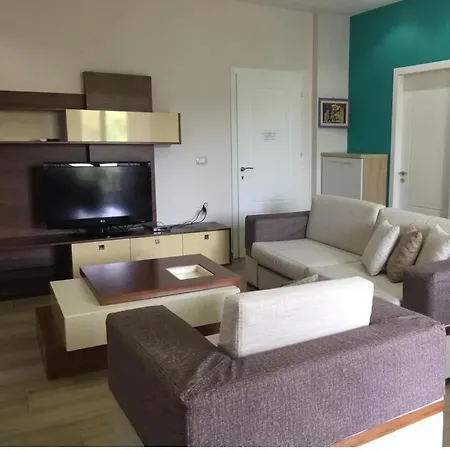 Misol Apartament Polisi i Vogel